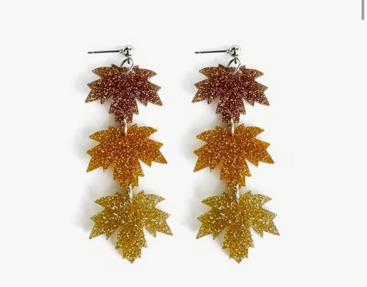 Seasonal rings & earrings