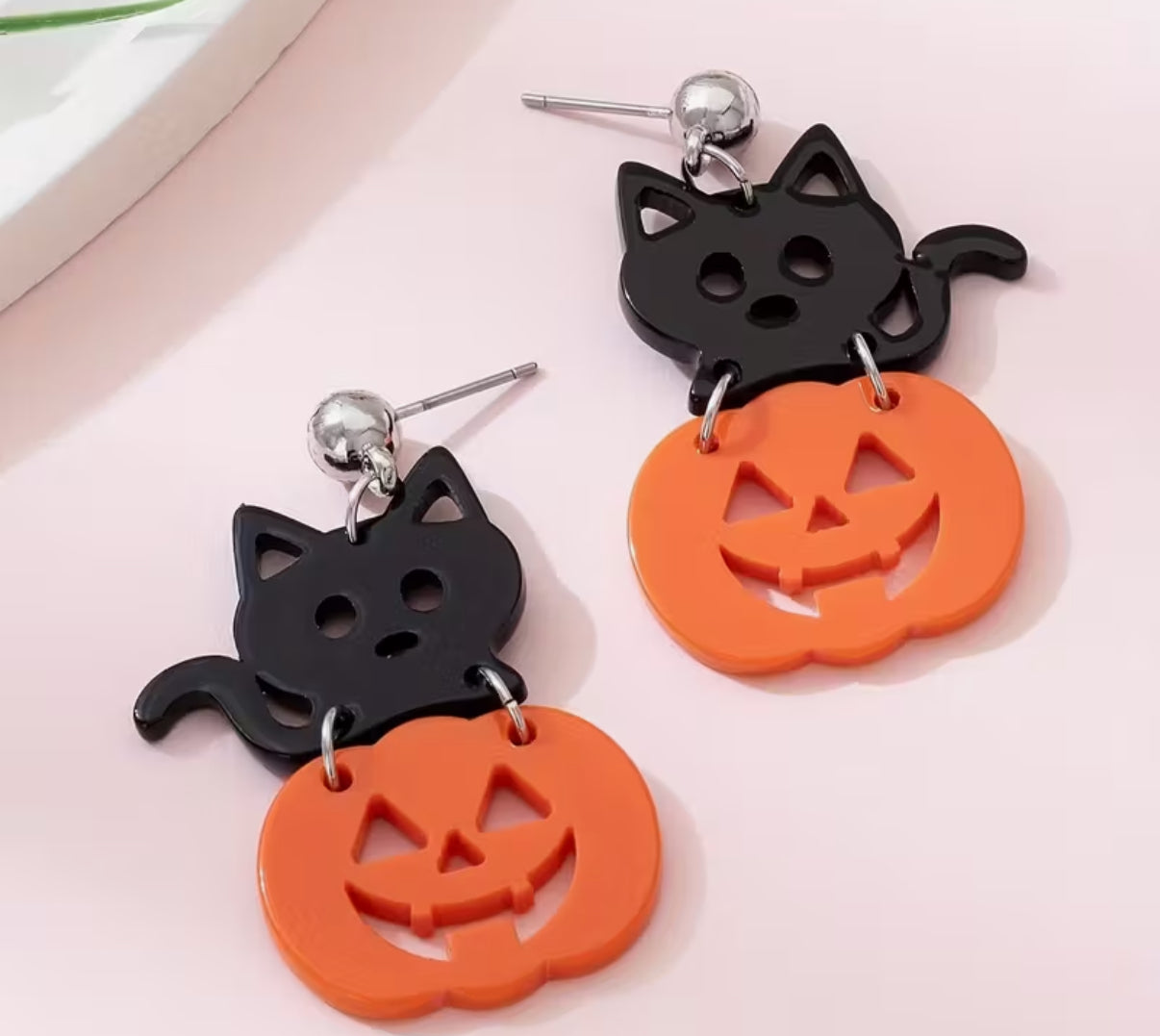 Seasonal rings & earrings