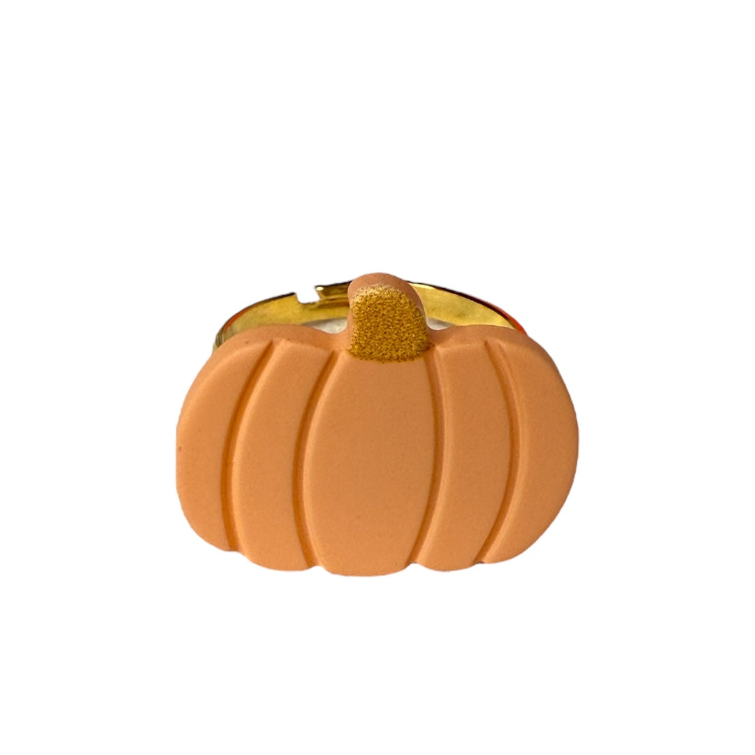 Seasonal rings & earrings