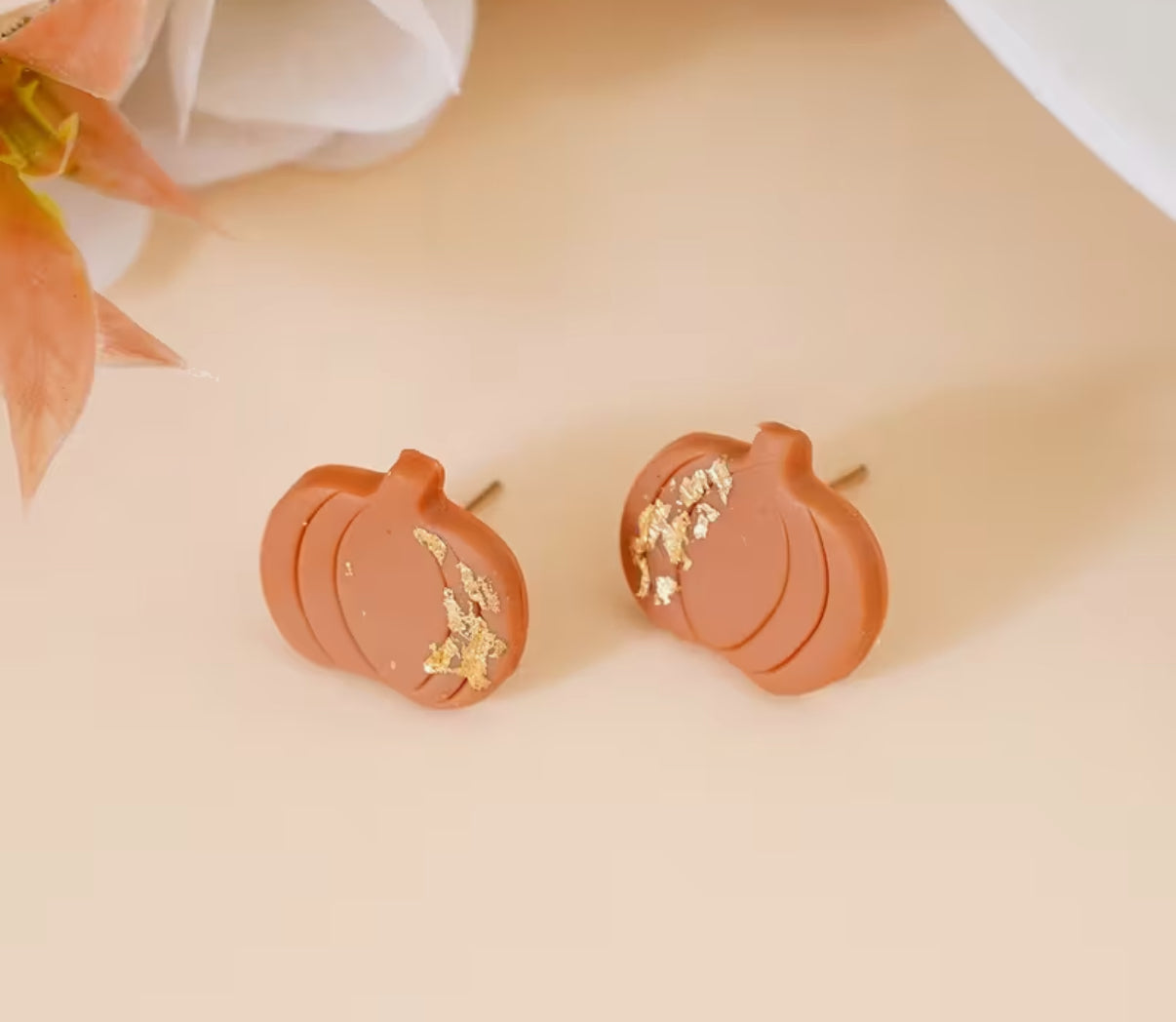 Seasonal rings & earrings