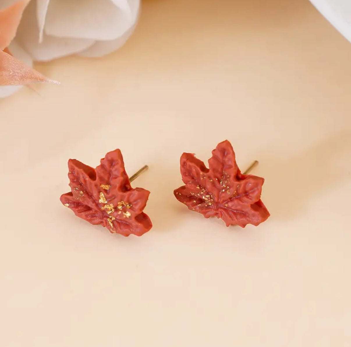 Seasonal rings & earrings