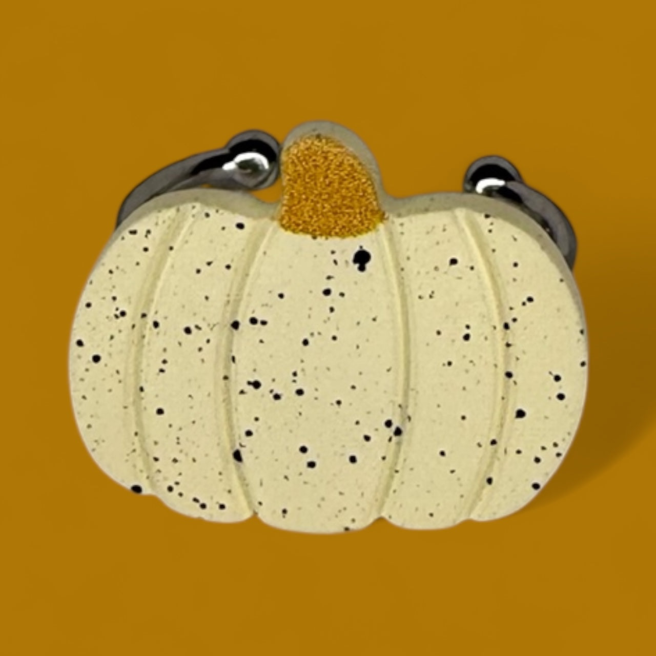 Seasonal rings & earrings