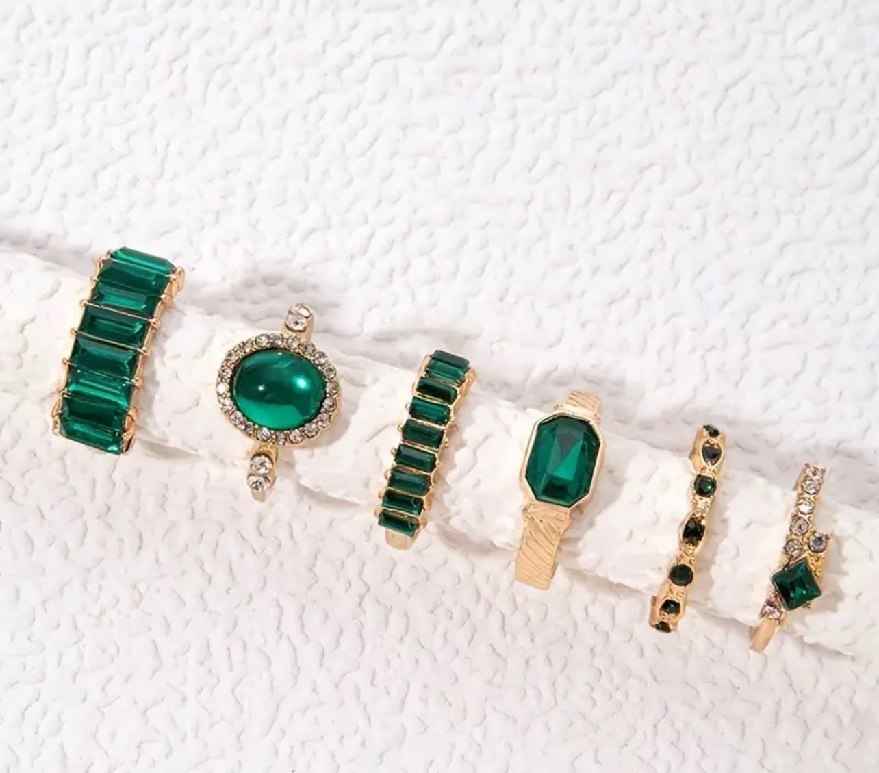 6 pc Emerald Stacking rings