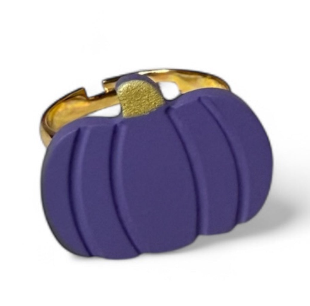 Seasonal rings & earrings