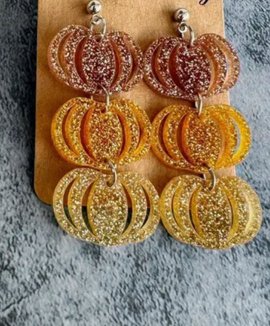 Seasonal rings & earrings